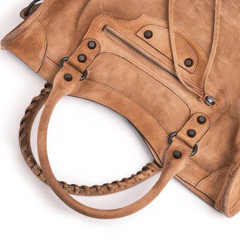 Le City Camel Velvet Grained Calfskin