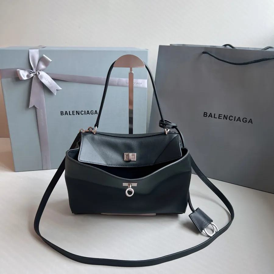 Baleenciag Rodeo Luxury Bucket Bag with Grained Calfskin