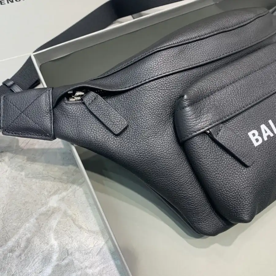 BALEN Paris Large Crossbody Bag