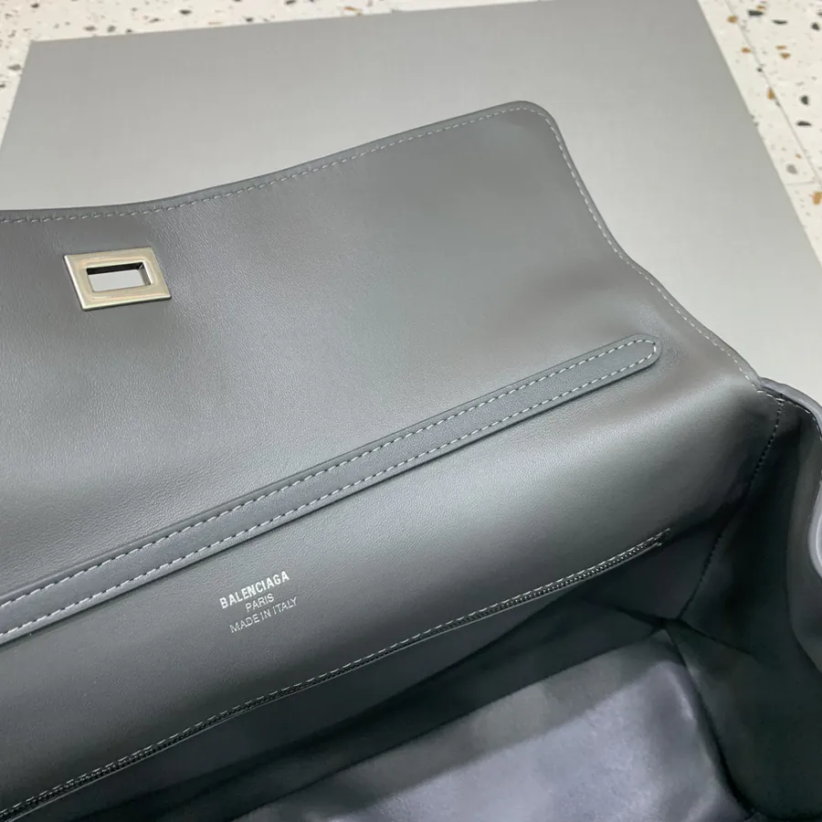 Baleenciaga Rodéo Bag Large, Premium Gray Silver Buckle