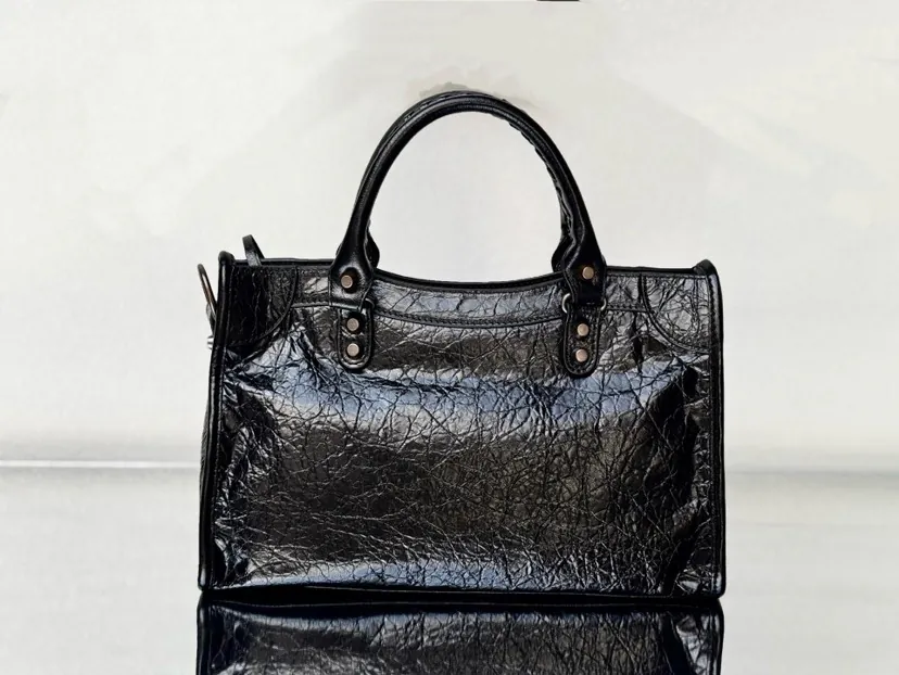 Le City Mini Black Zip