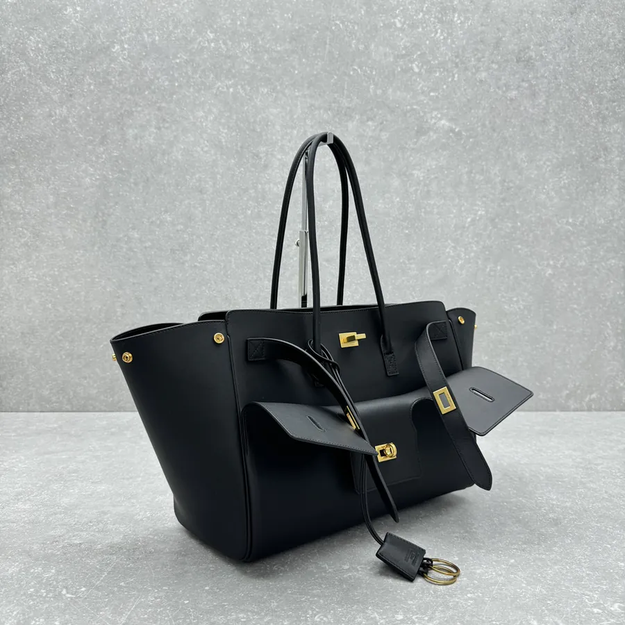 Baleenciag*Bel Air Tote Medium Size