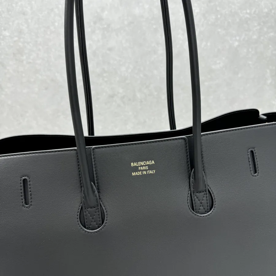 Baleenciag*Bel Air Tote Medium Size