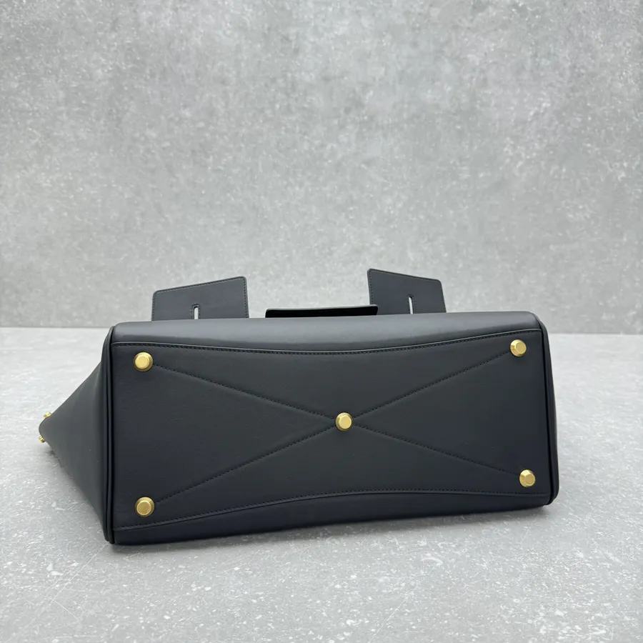 Baleenciag Bel Air Tote Medium Size