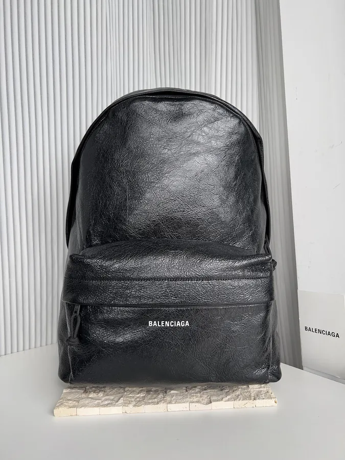 EXPLORER Backpack