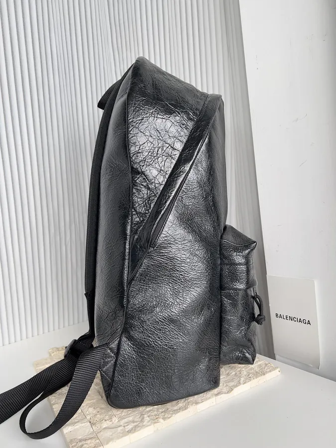 EXPLORER Backpack
