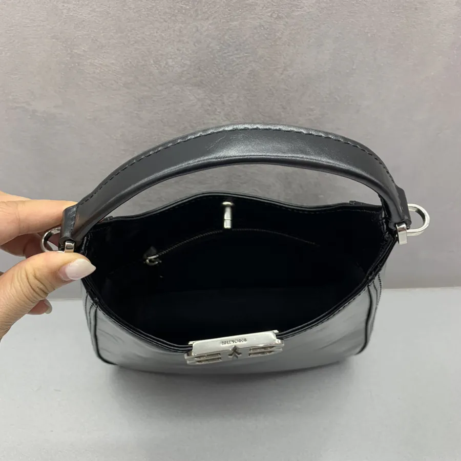 Parisian Hobo Bag 2024 Season Must Have