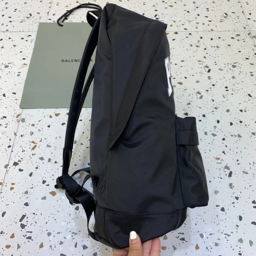 Balen Shoulder Bag Premium Street Style