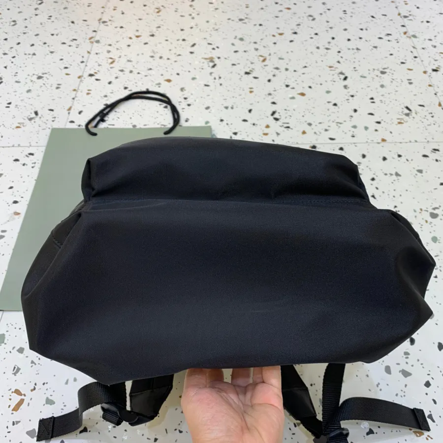Balen Shoulder Bag Premium Street Style
