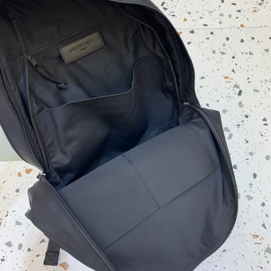 Balen Shoulder Bag Premium Street Style