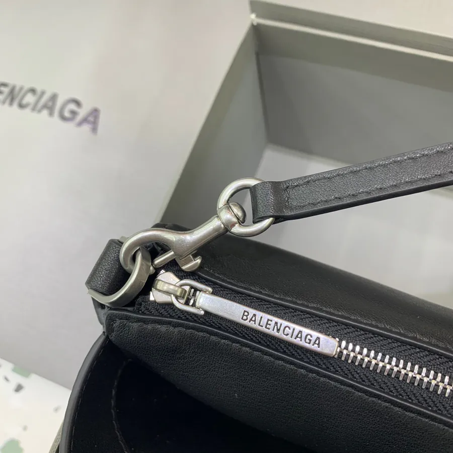 BaleNCIAG Rodeo Shoulder Bag