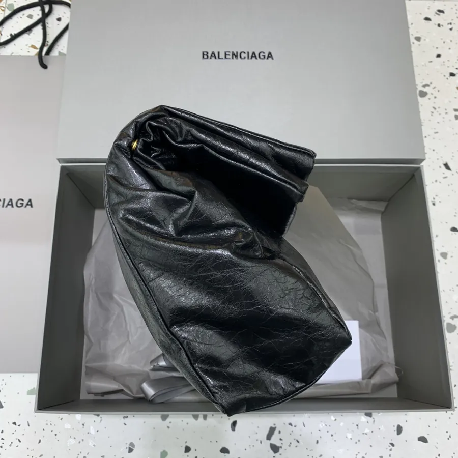 BaleNCIAG Le Monaco Medium Oil Wax Black Gold