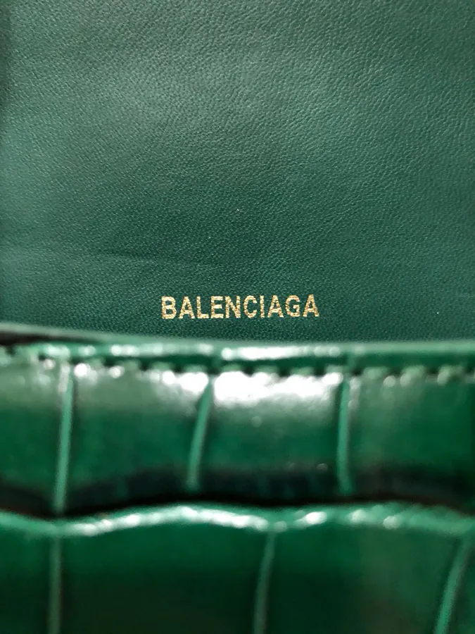 Balen Hourglass Green Sandbag with Adjustable Strap