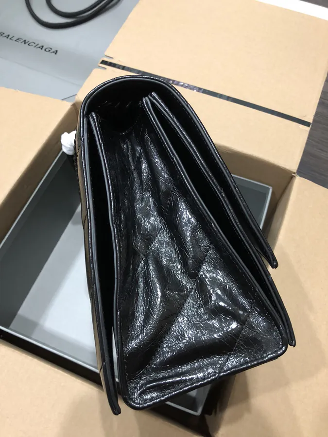 BaleNCIAG Crush Sand漏 Chain Bag