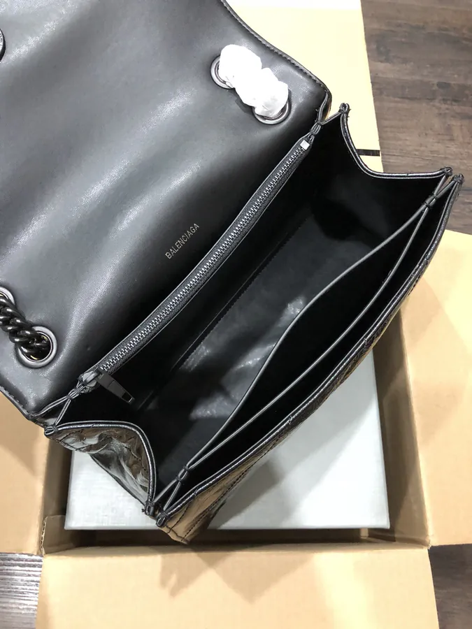 BaleNCIAG Crush Sand漏 Chain Bag