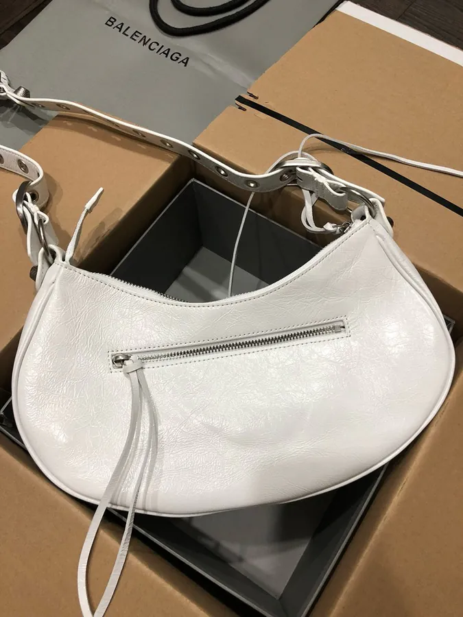 Baleenciag Lago Le Cago Le Half Moon Shoulder Bag