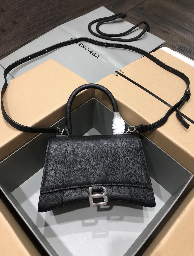 Balenciagα Hourglass Sandbag Black Grained Calfskin