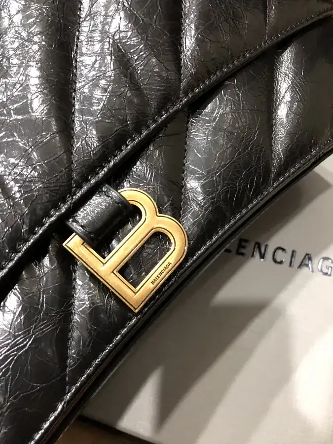 BaleNCIAG Crush Medium Black Flower Embroidery Gold Zip Chain Bag