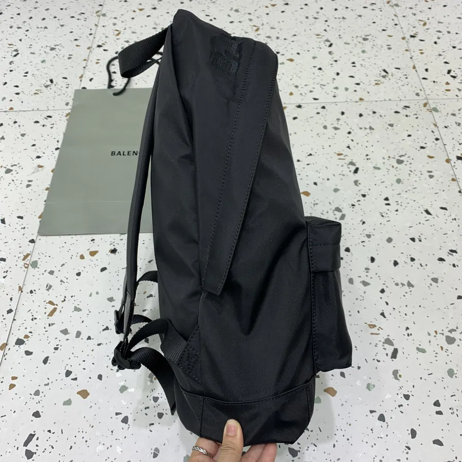 Balen Shoulder Bag Premium Street Style Tote