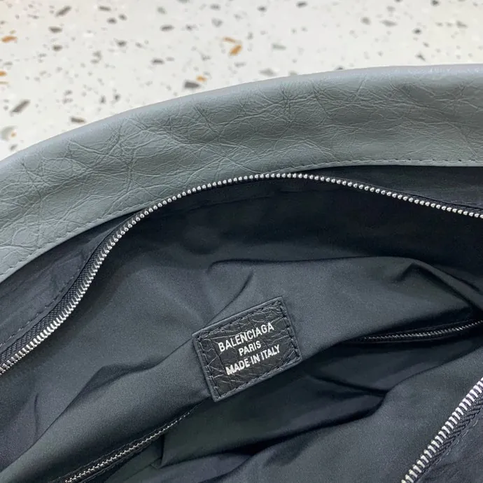 New Parisian Dustbag Bag A Unique Fusion of Style and Utility