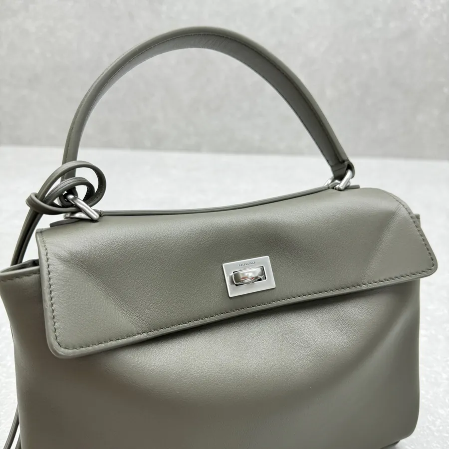 Baleenciag*Rodéo Mini Bucket Bag in Olive Green