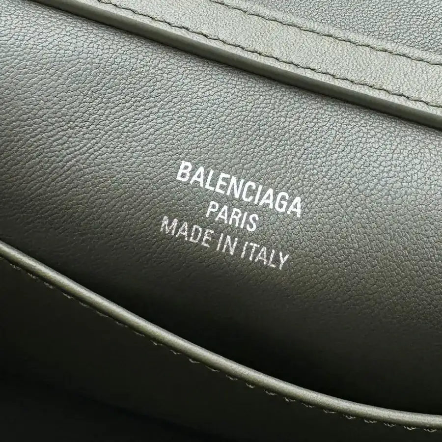 Baleenciag*Rodéo Mini Bucket Bag in Olive Green