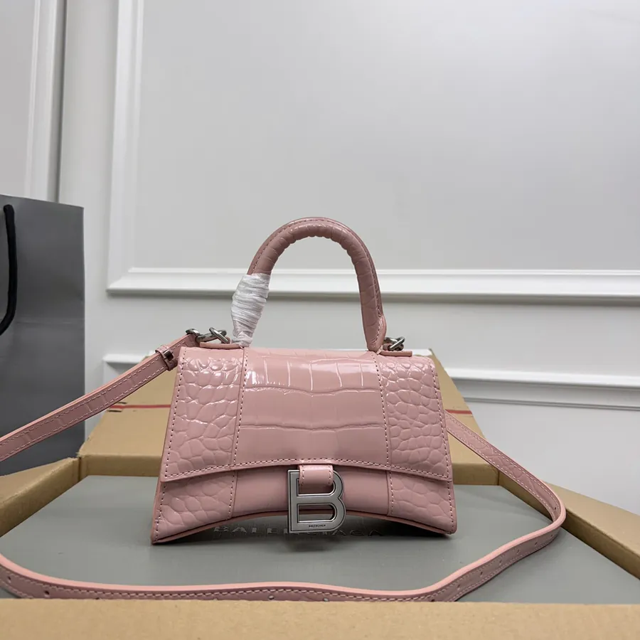 Balenciagα Hourglass Sandbag with Silver Clasp