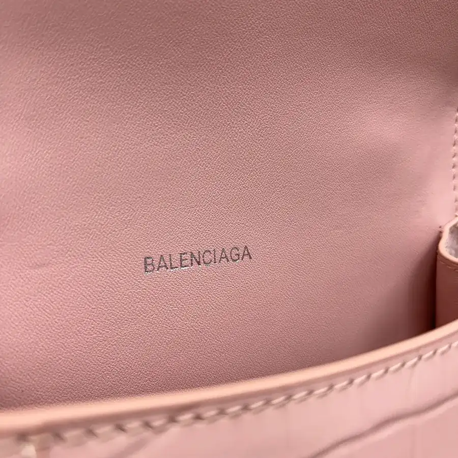 Balenciagα Hourglass Sandbag with Silver Clasp