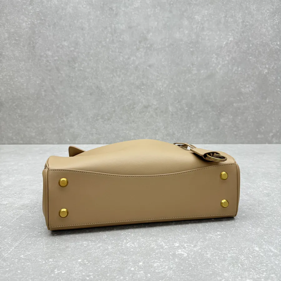 Baleenciag Rodeo 24ss Handbag Medium Size