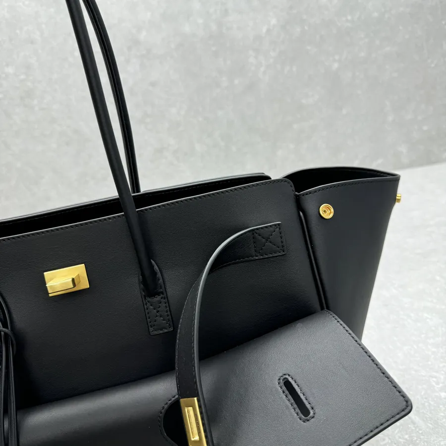Baleenciag Bel Air Tote Medium Size