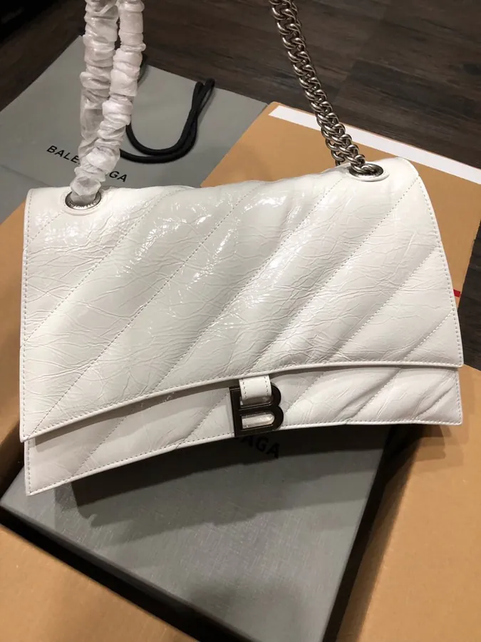 BaleNCIAG Crush Sand漏 Chain Bag White with Silver Clasp