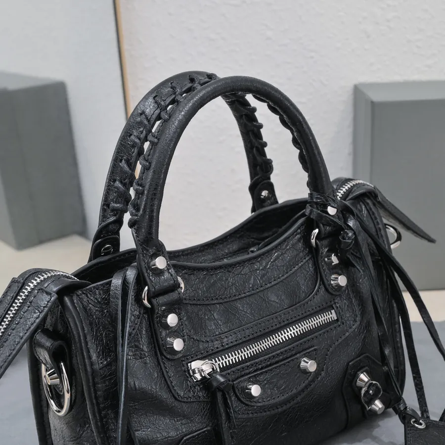 Barja Classic Motorcycle Bag in Black with Silver Nails