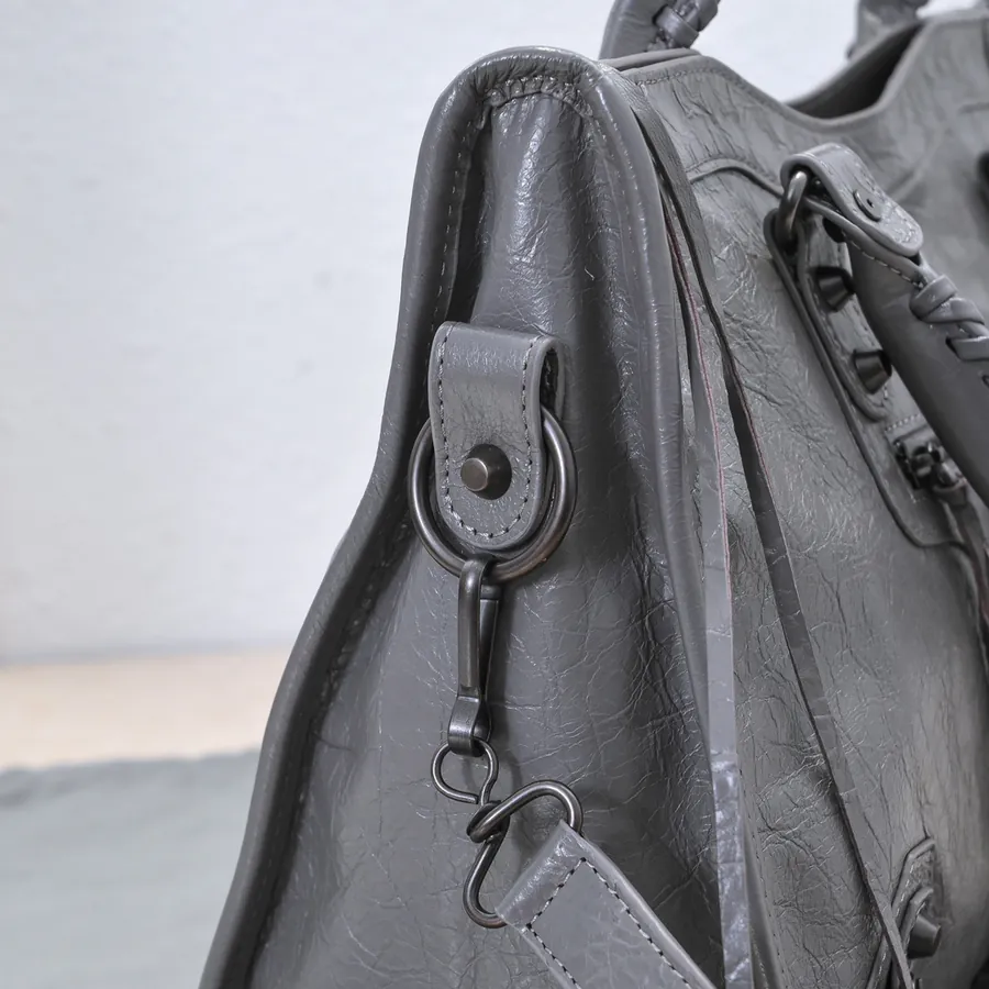 Barja Timeless Tears Motorcycle Bag