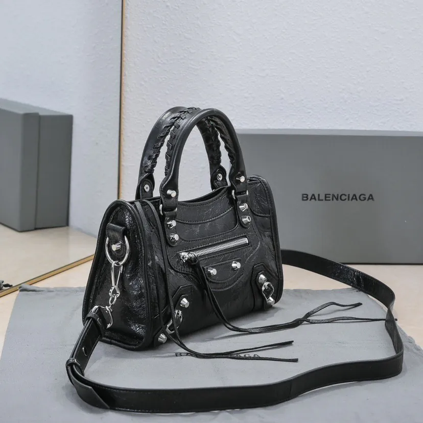 Barja Timeless Tears Motorcycle Bag