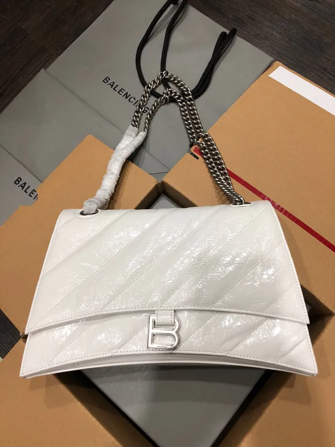 BaleNCIAG Crush Sand漏 Chain Bag White with Silver Buckles