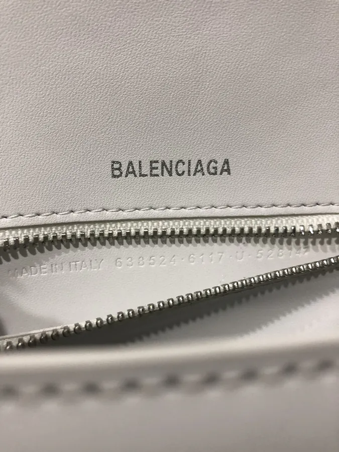 Balenciagα Hourglass Sandbag in White with Silver Buckle