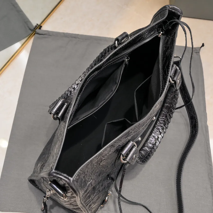 Barja Timeless Tears Motorcycle Bag