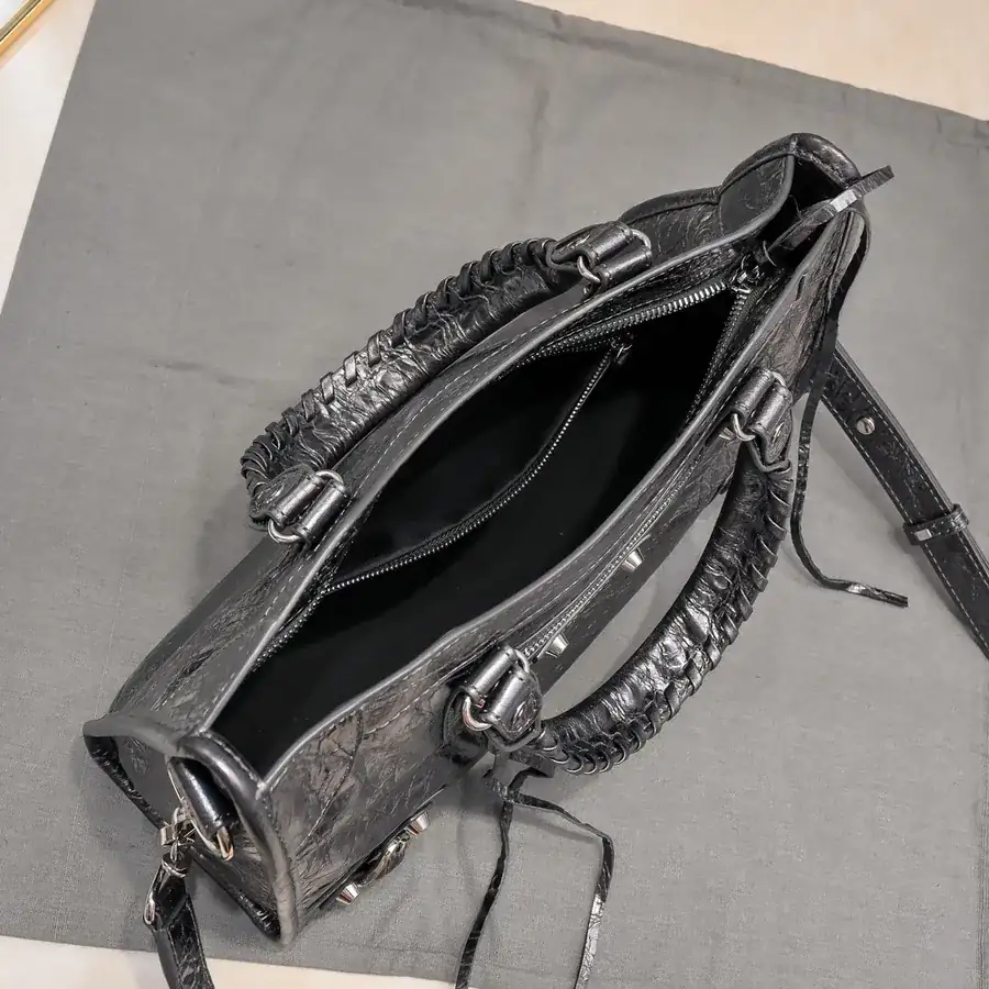 Barja Timeless Tears Motorcycle Bag