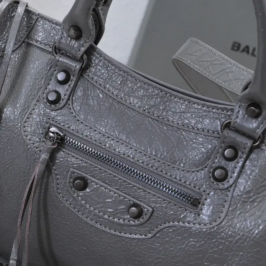 Barja Timeless Tears Motorcycle Bag Classic Series