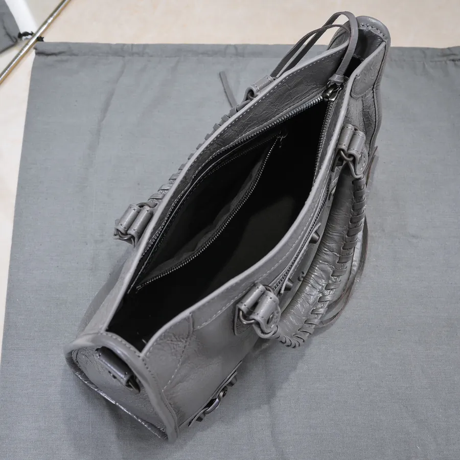 Barja Timeless Tears Motorcycle Bag Classic Series