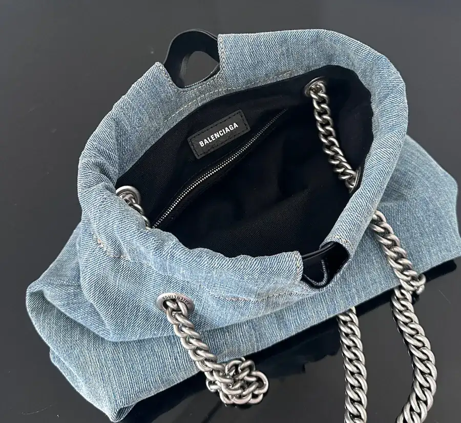BaleNCIAG*23 Crush Tote Bag Small