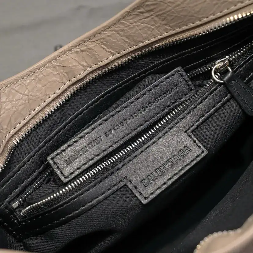 Barja Timeless Tears Motorcycle Bag