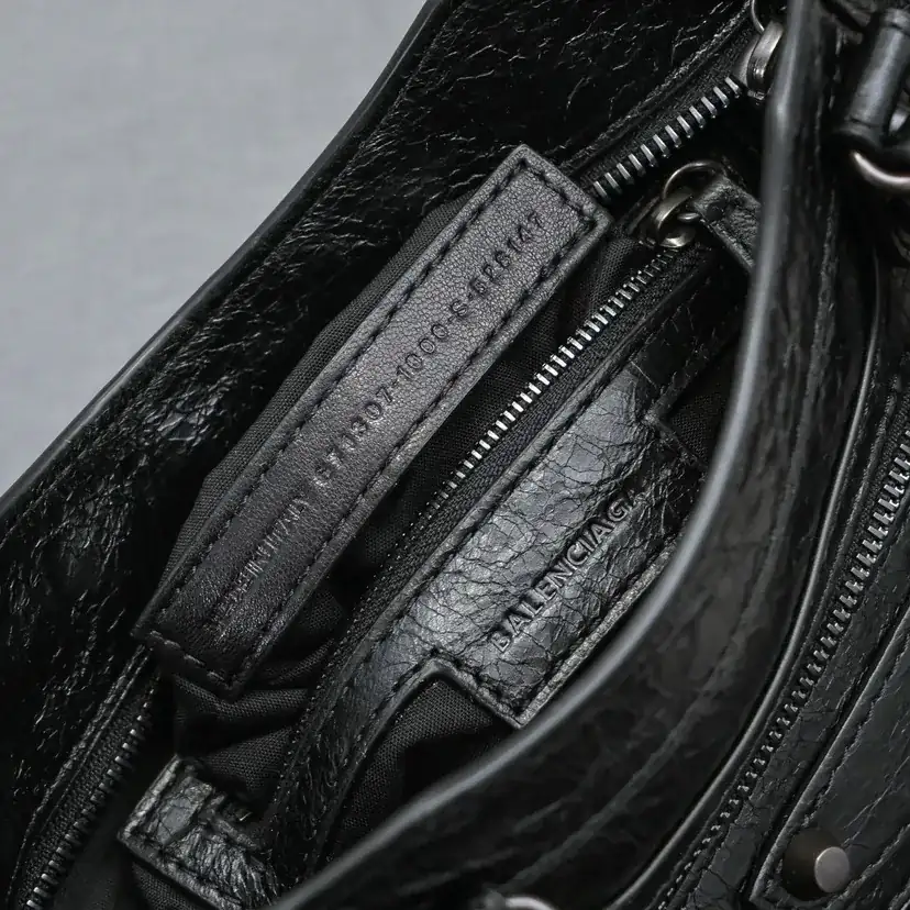 Barja Timeless Tears Motorcycle Bag