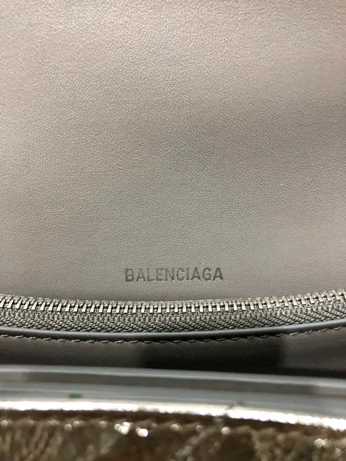 BaleNCIAG Crush Mini Chain Shoulder Bag