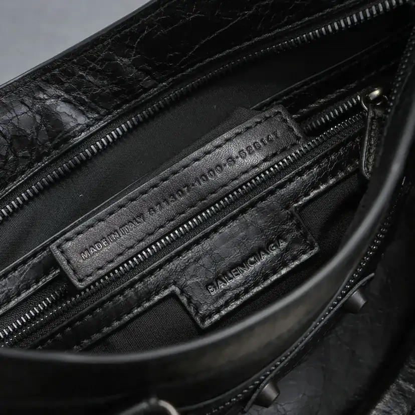 Barja Timeless Tears Motorcycle Bag Classic Series