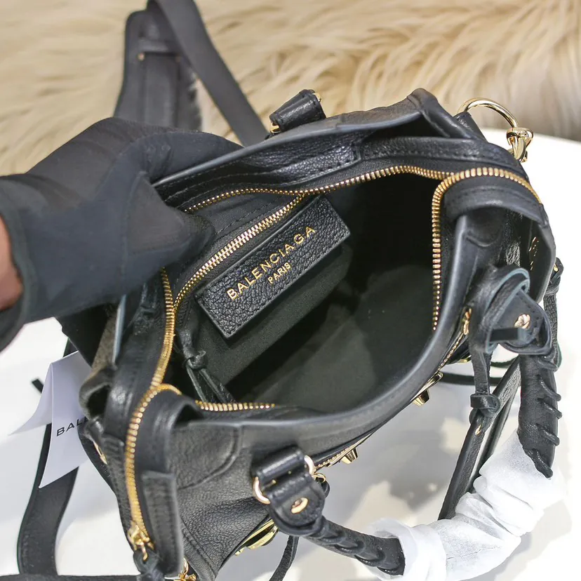 BALEN•GA Motorcycle Bag with Classic Design Genuine Leather Trim and Metal Hardware