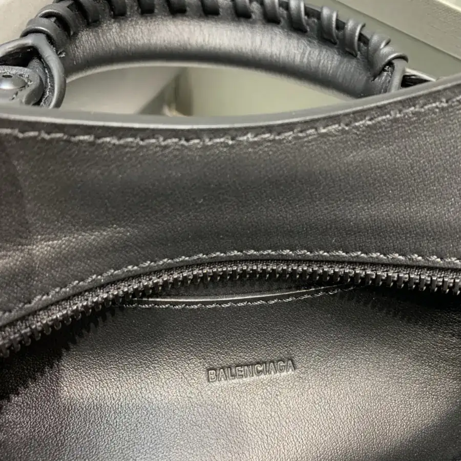 Balenciag* Neo Classic Motorcycle Bag Small Size