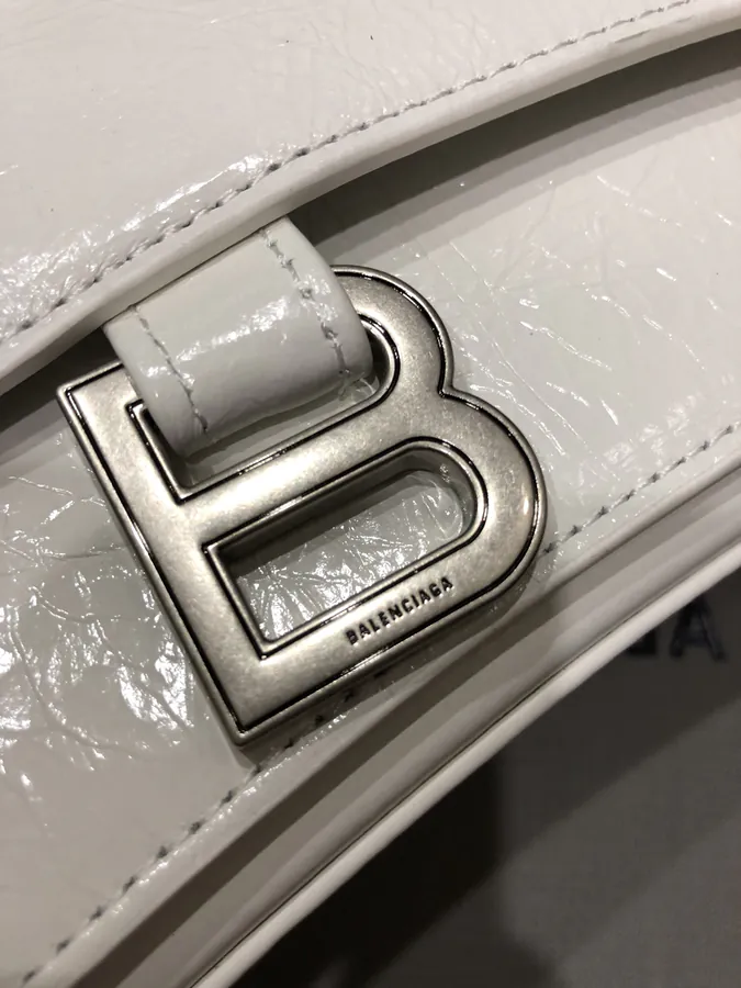 BaleNCIAG Crush Small Grained Calfskin Chain Shoulder Bag