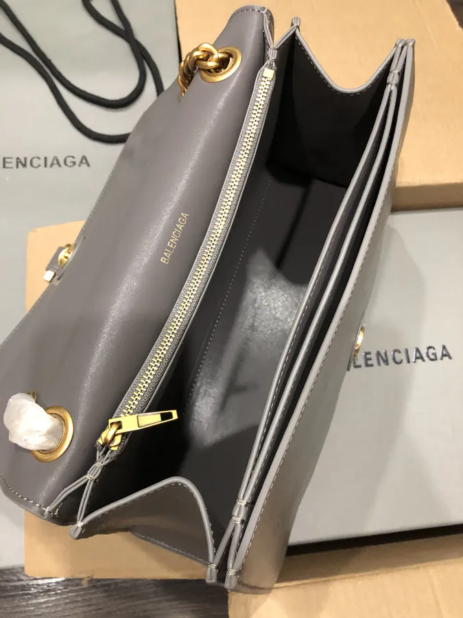 BaleNCIAG Crush Sand漏 Chain Bag Medium Size