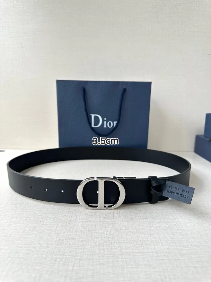 Montaigne Belt Classic Design, Double Sided, Grained Calfskin